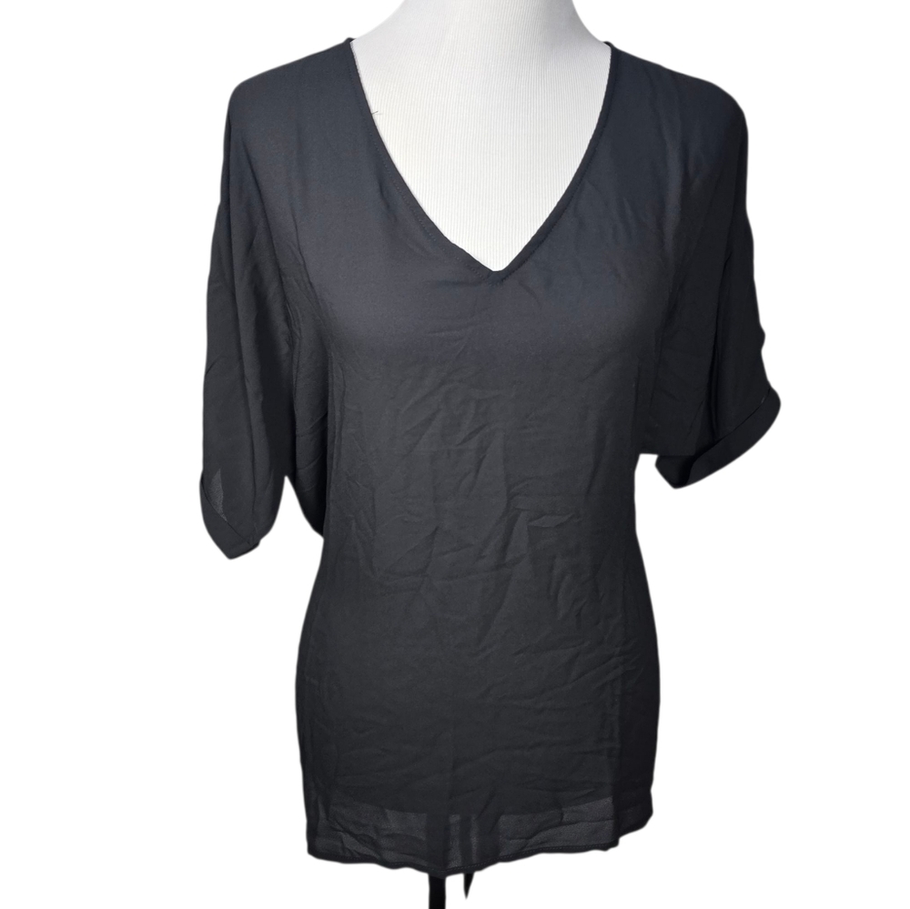 New York & Company Large Black Pullover V-Neck Short Sleeve Blouse with Belt